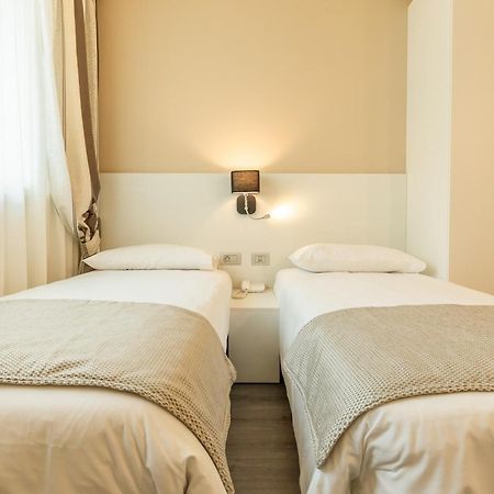 La Dolce Vita Hotel Menton Luaran gambar