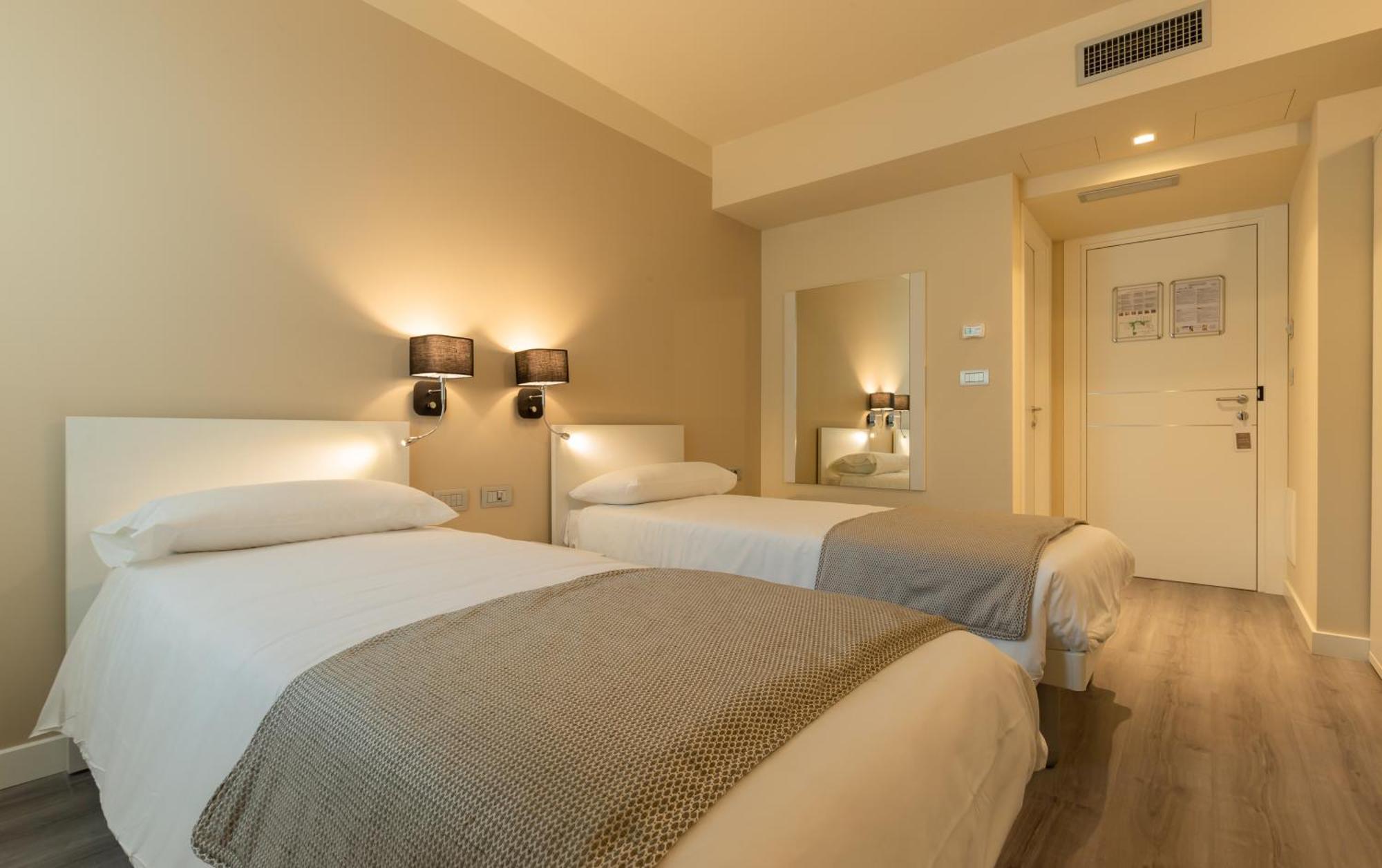 La Dolce Vita Hotel Menton Luaran gambar