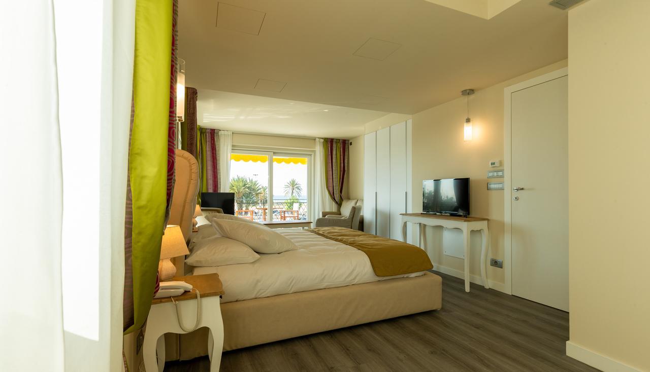 La Dolce Vita Hotel Menton Luaran gambar