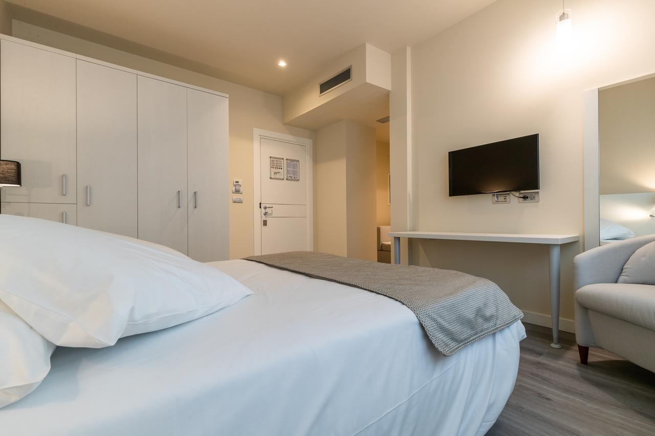 La Dolce Vita Hotel Menton Luaran gambar